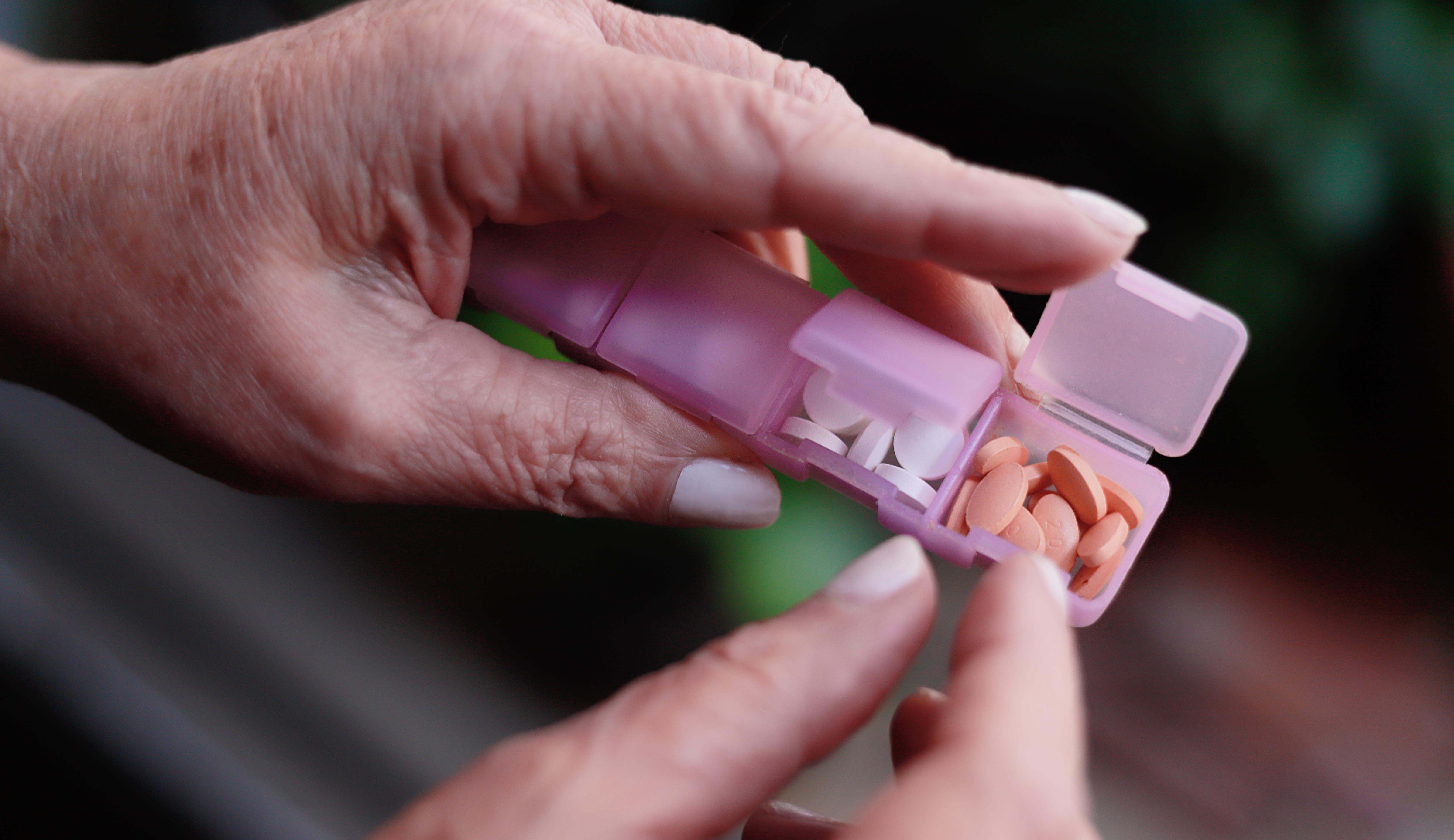 Paciente polimedicado con pastillero