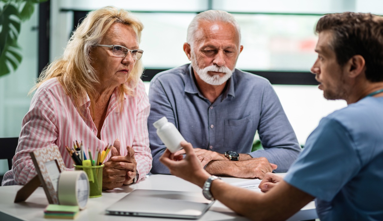 Más años, más atención farmacéutica: las claves para un envejecimiento saludable