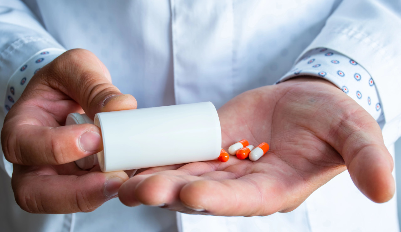 Así funcionan los fármacos ADC: tratamientos personalizados frente al cáncer, con seguimiento farmacéutico