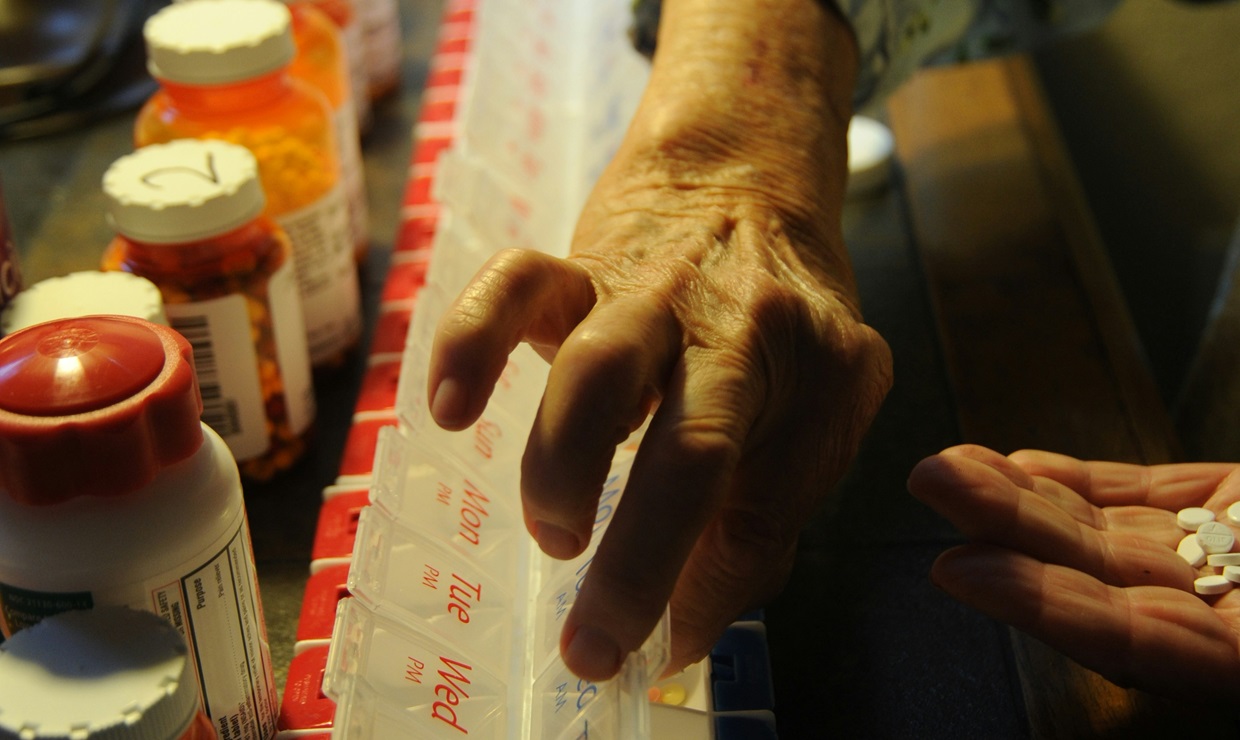 La farmacia comunitaria, aliada indispensable en la salud de los mayores frente a la polimedicación