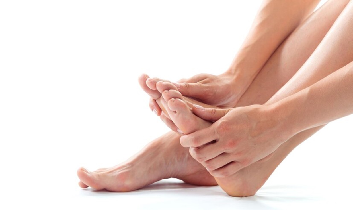 La importancia de revisar los pies: melanoma en zonas de baja exposición