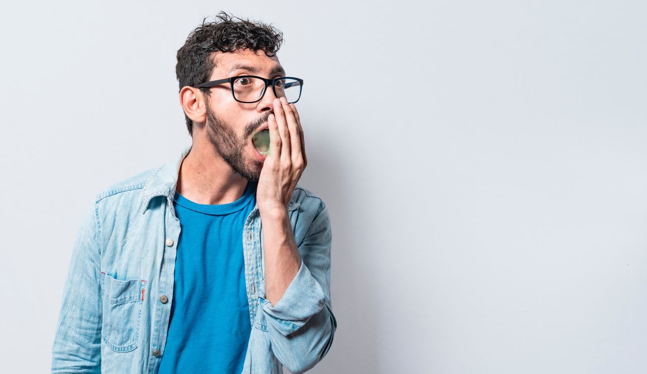 ¿Por qué me huele el aliento?