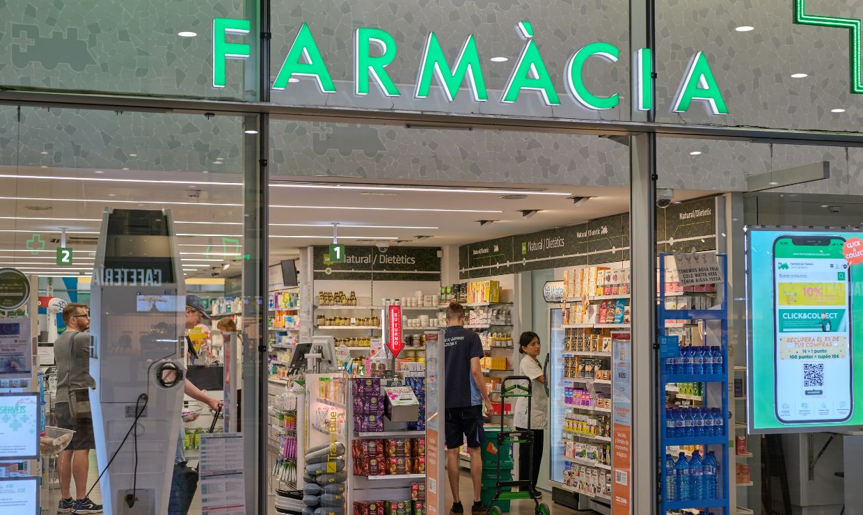 Claves para deducir gastos al tributar por la venta o traspaso del local de una farmacia