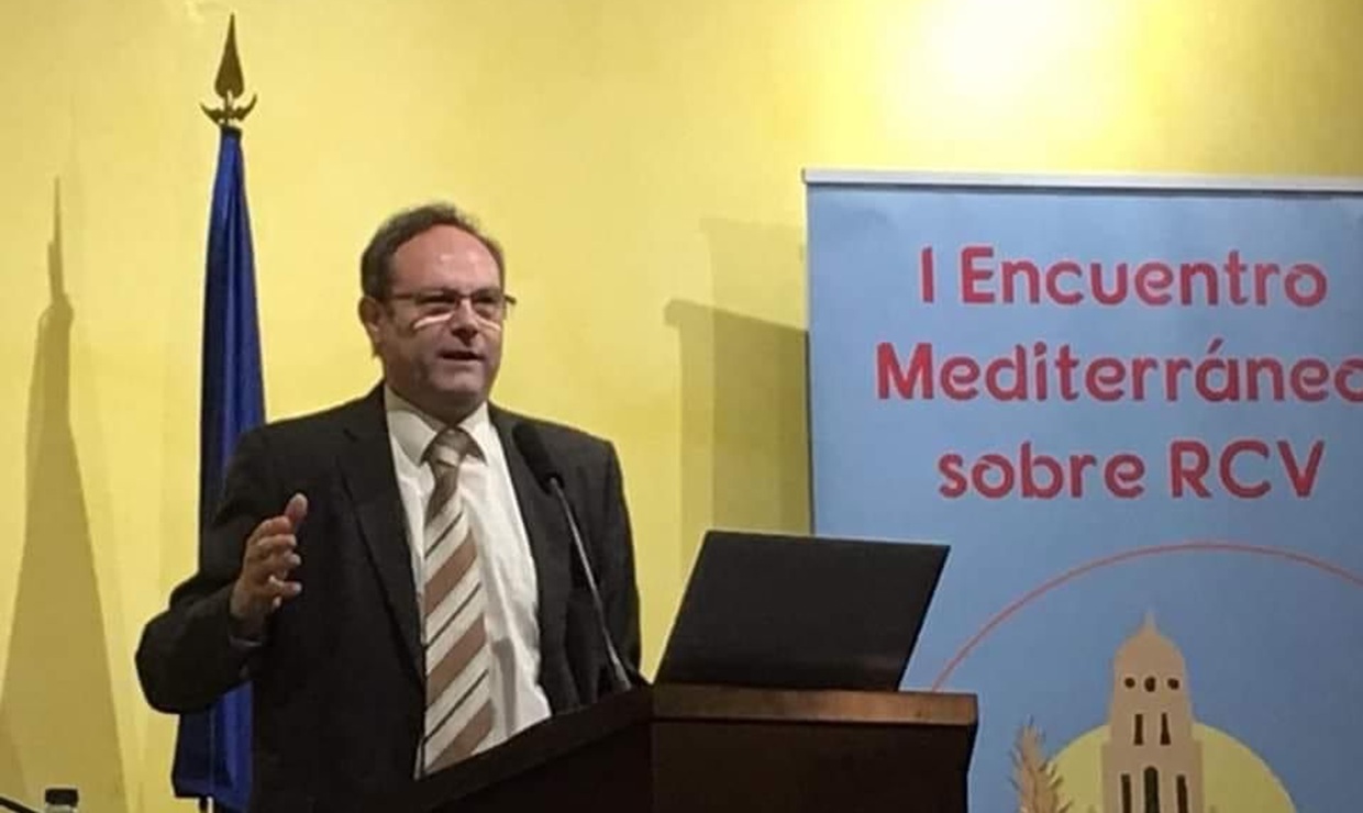 “Revisar la medicación del paciente puede evitar reacciones adversas o fotosensibilidad durante la exposición solar”