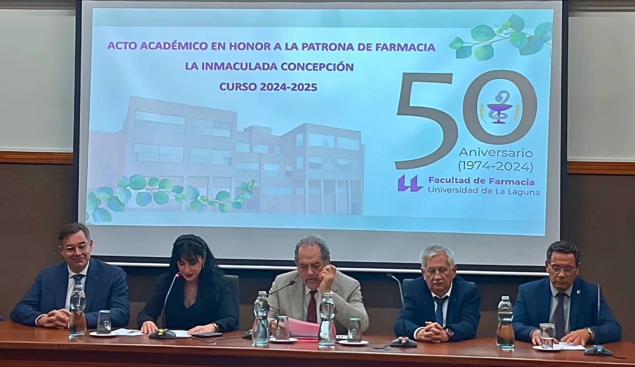 Cofares apoya la labor de la Facultad de Farmacia de la Universidad La Laguna