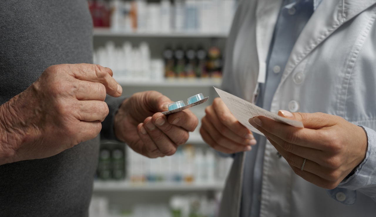 Carga anticolinérgica en el paciente mayor: qué es y cómo abordarla desde la farmacia comunitaria