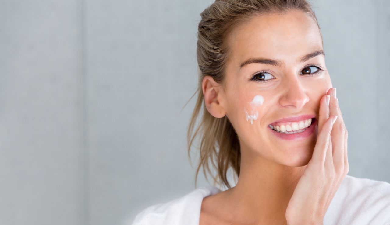 Esta es la crema facial que necesitas según tu edad