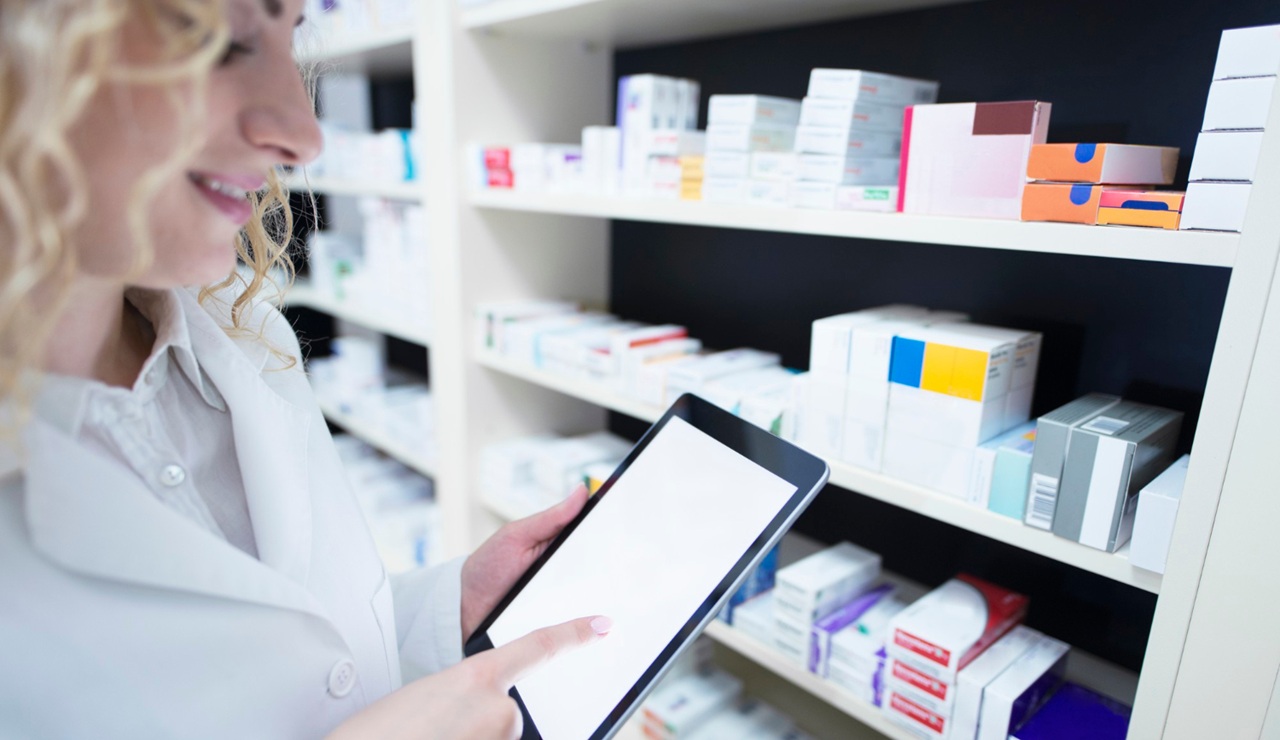 Cómo crear una campaña publicitaria para tu farmacia con el apoyo de la IA